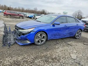 2022 HYUNDAI ELANTRA