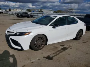 2023 TOYOTA CAMRY