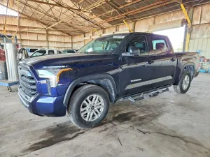 2022 TOYOTA TUNDRA