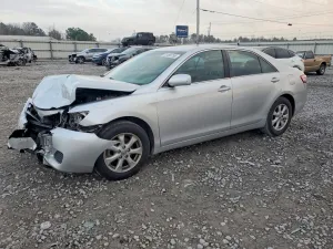 2011 TOYOTA CAMRY