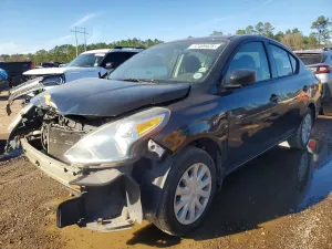2016 NISSAN VERSA