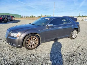 2013 CHRYSLER 300