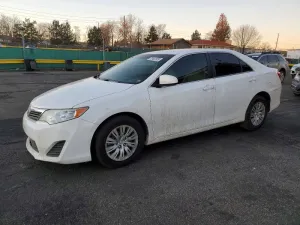 2014 TOYOTA CAMRY