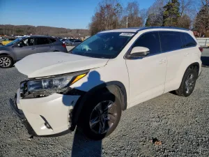 2018 TOYOTA HIGHLANDER