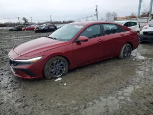 2024 HYUNDAI ELANTRA