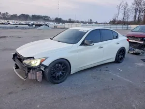 2014 INFINITI Q50