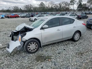 2018 NISSAN VERSA