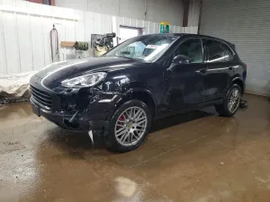 2018 PORSCHE CAYENNE