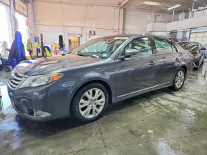 2011 TOYOTA AVALON