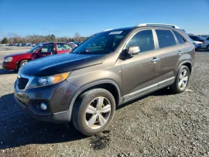 2013 KIA SORENTO