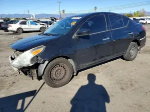 2016 NISSAN VERSA