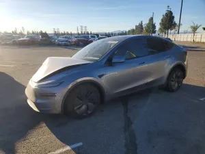 2026 TESLA MODEL Y