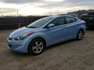 2013 HYUNDAI ELANTRA