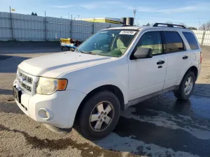 2011 FORD ESCAPE
