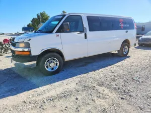 2011 CHEVROLET EXPRESS