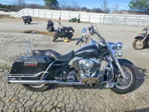 2005 HARLEY-DAVIDSON FL