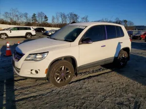 2011 VOLKSWAGEN TIGUAN