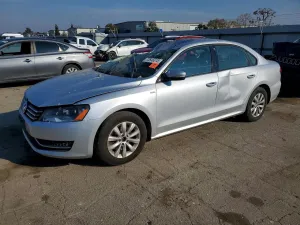 2015 VOLKSWAGEN PASSAT