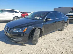 2014 VOLKSWAGEN PASSAT