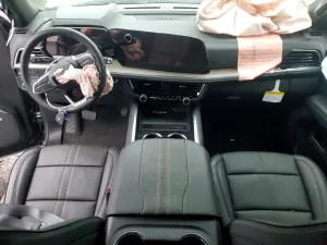 2025 CHEVROLET SUBURBAN