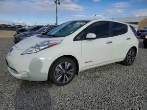 2017 NISSAN LEAF