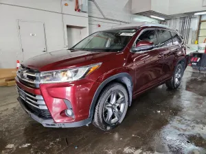 2017 TOYOTA HIGHLANDER
