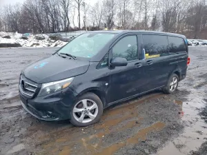 2018 MERCEDES-BENZ METRIS