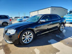 2019 CHRYSLER 300