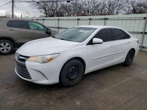 2017 TOYOTA CAMRY