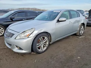 2013 INFINITI G37