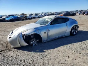 2009 NISSAN 370Z
