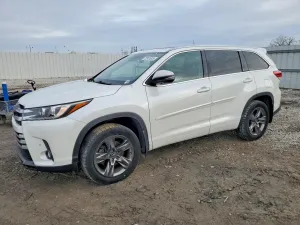 2017 TOYOTA HIGHLANDER