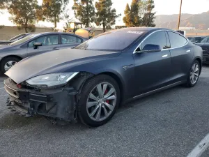 2014 TESLA MODEL S
