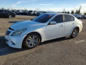 2013 INFINITI G37