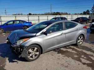2012 HYUNDAI ELANTRA