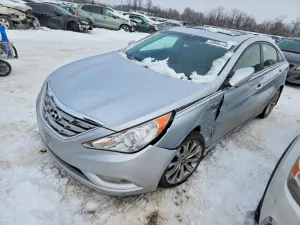 2011 HYUNDAI SONATA