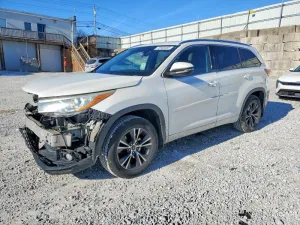 2016 TOYOTA HIGHLANDER