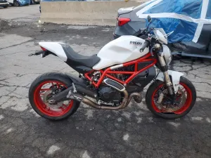 2018 DUCATI MONSTER