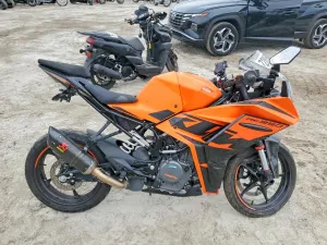 2022 KTM 390 RC