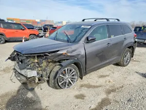 2018 TOYOTA HIGHLANDER