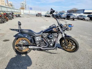 2017 HARLEY DAVIDSON FX