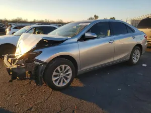 2017 TOYOTA CAMRY