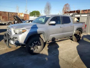 2016 TOYOTA TACOMA
