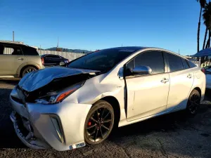 2020 TOYOTA PRIUS