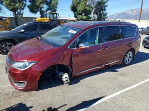 2019 CHRYSLER PACIFICA