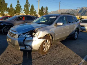 2012 SUBARU OUTBACK