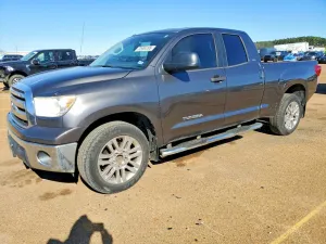 2013 TOYOTA TUNDRA
