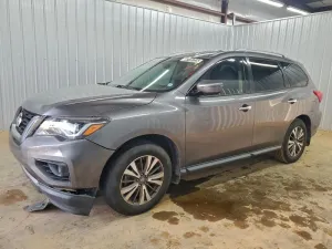 2017 NISSAN PATHFINDER