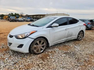 2013 HYUNDAI ELANTRA