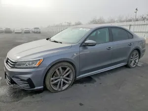 2018 VOLKSWAGEN PASSAT